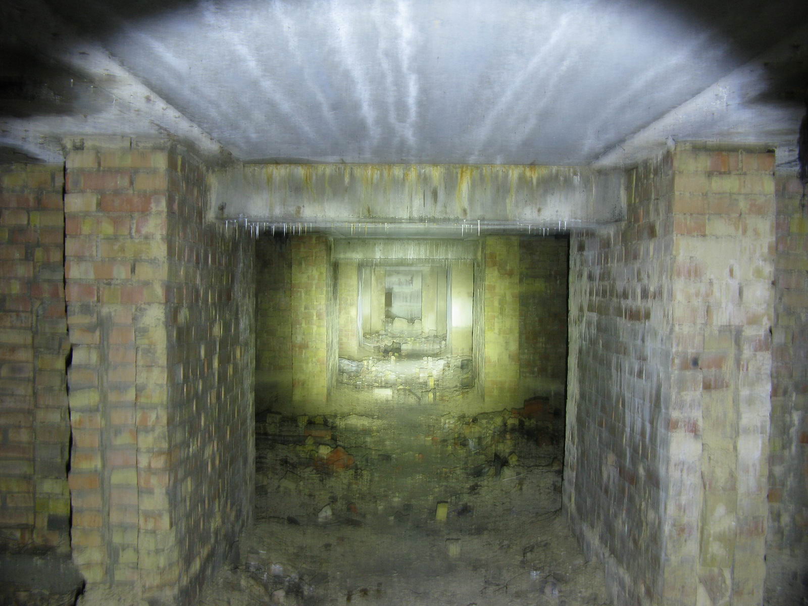 Lumintop TD16 Max basement